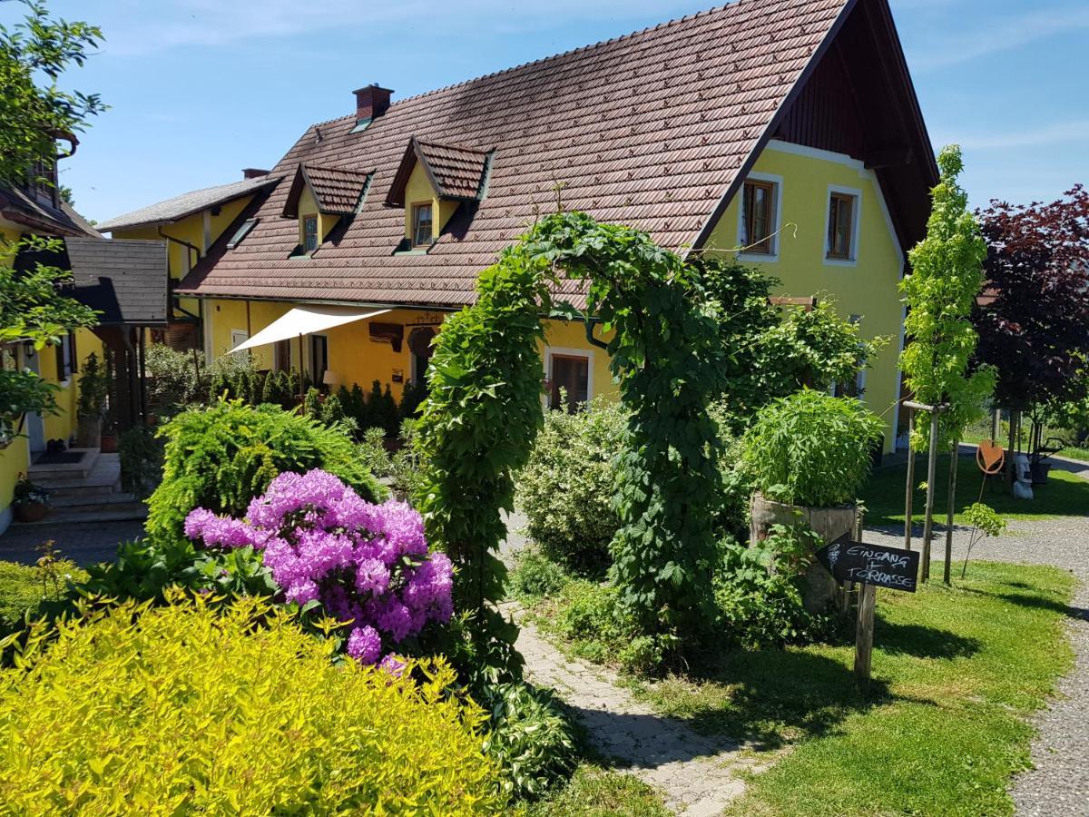 Hotel Weingut Reiterer Kitzeck im Sausal Exterior foto