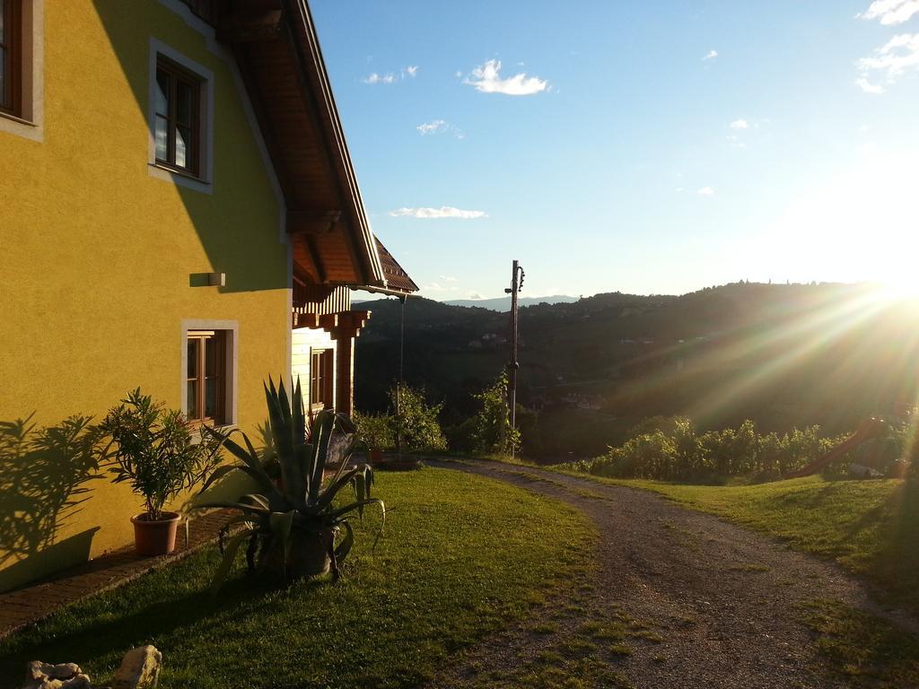 Hotel Weingut Reiterer Kitzeck im Sausal Exterior foto