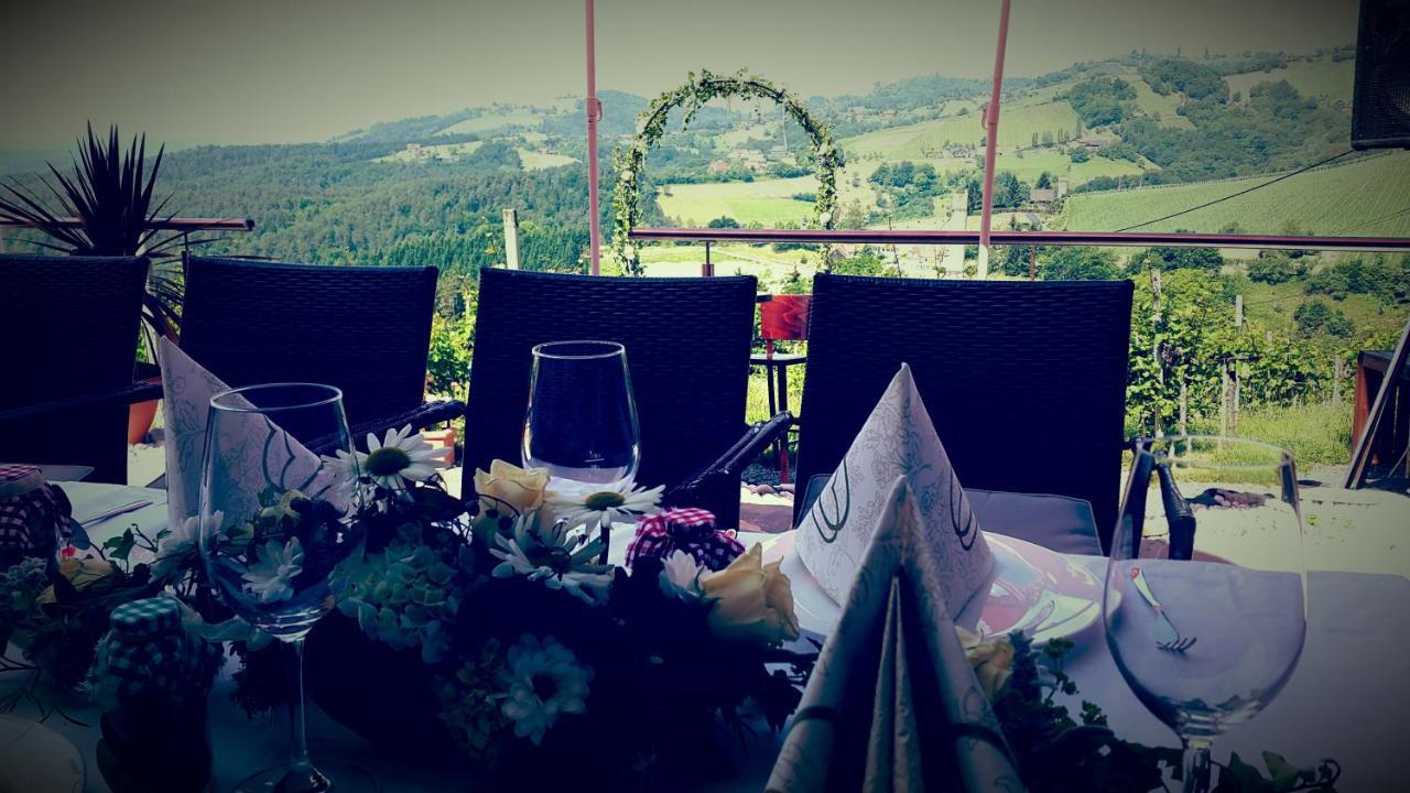 Hotel Weingut Reiterer Kitzeck im Sausal Exterior foto